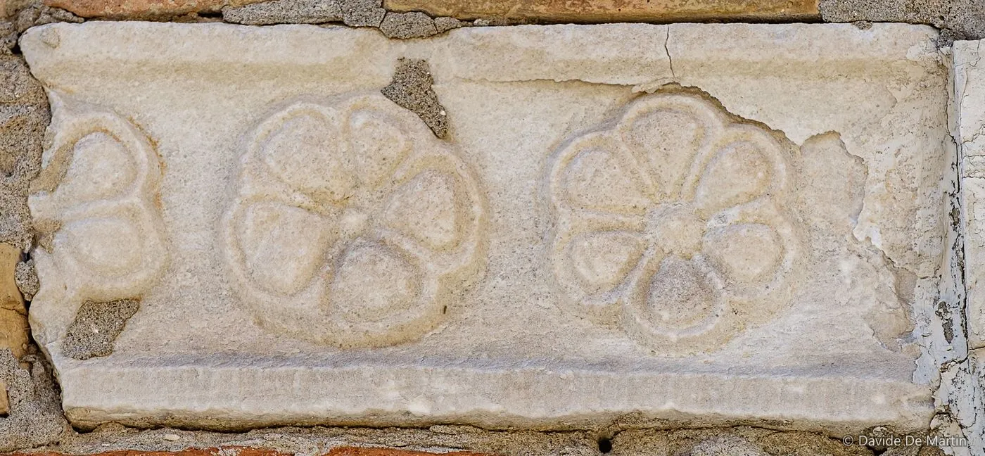 Frammento di fregio, Campo S. Alvise, Cannaregio