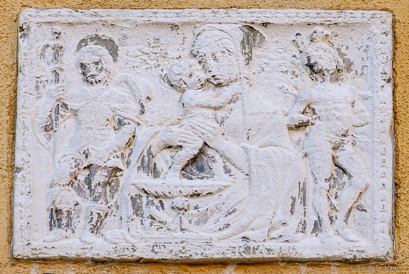 Bassorilievo, Corte dei Pali già Testori, Cannaregio