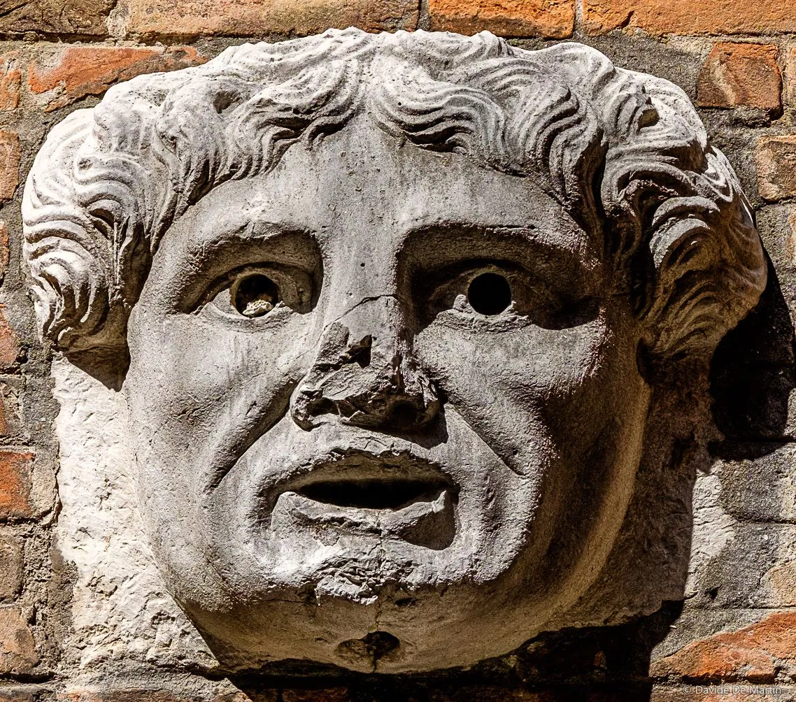 Mascherone, Calle de la Testa, Cannaregio