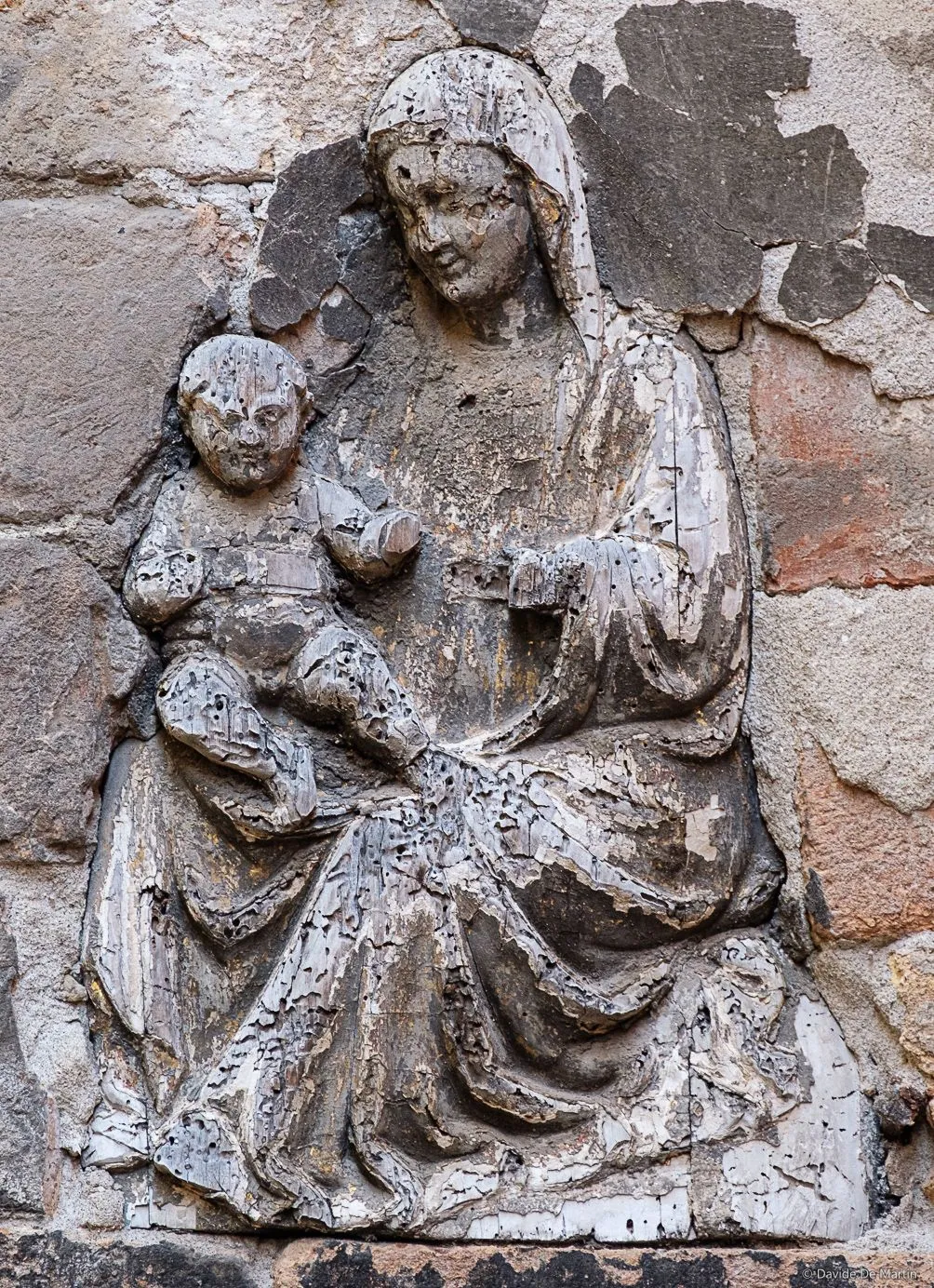 Altorilievo, Calle del Forno, Castello