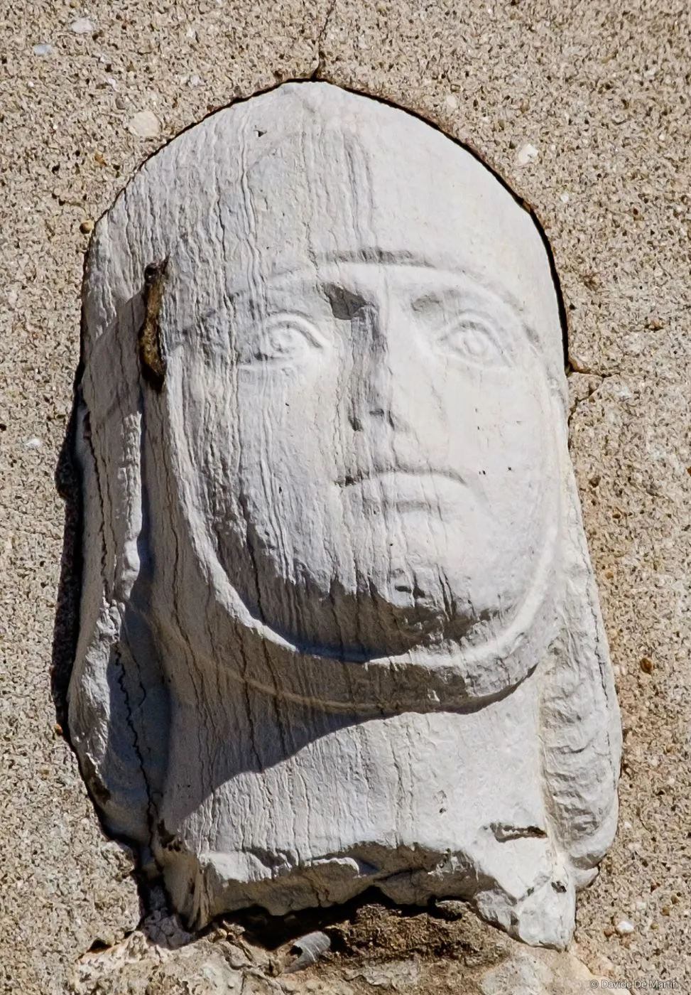 Frammento scultoreo, Fondamenta Barbarigo, Dorsoduro
